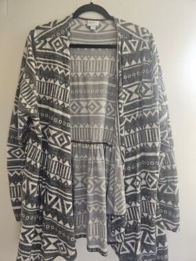 LuLaRoe Gray and White Aztec Knit Cardigan